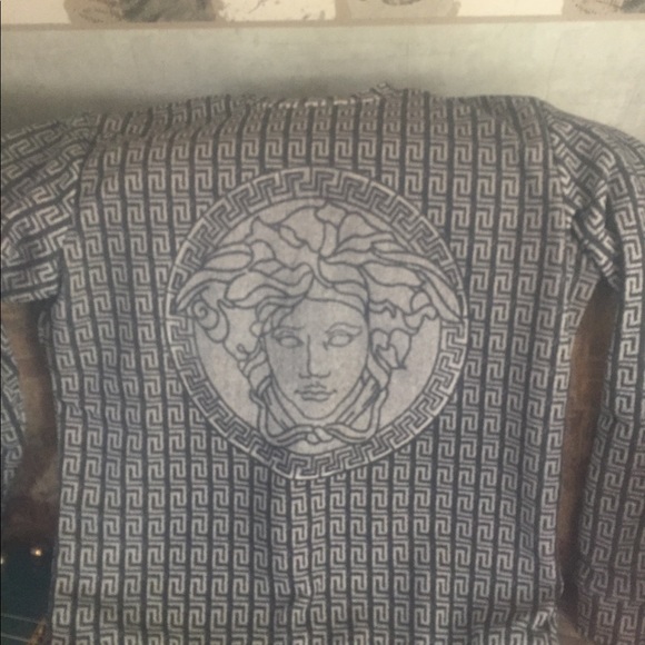 Versace Sweater - Picture 1 of 4